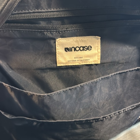 Incase icon backpack - Picture 2 of 3